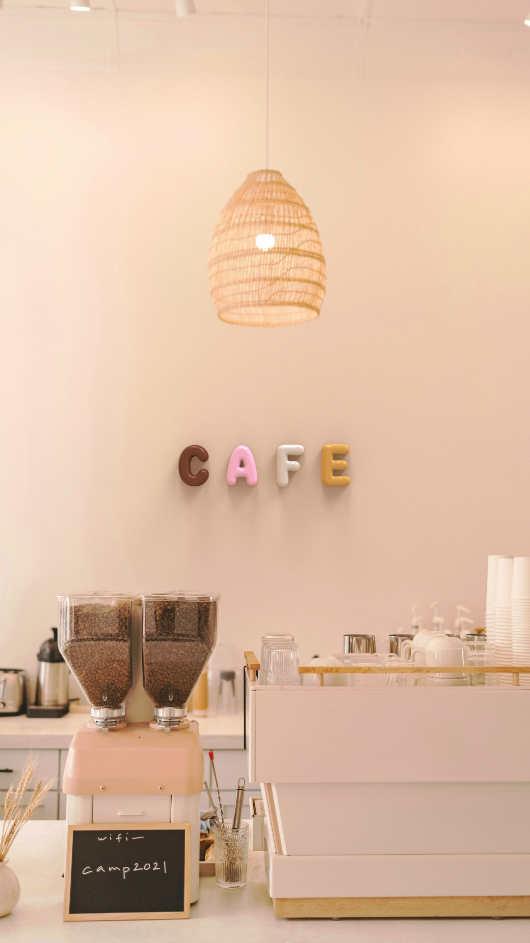 Clay_letters_Cafe_mob