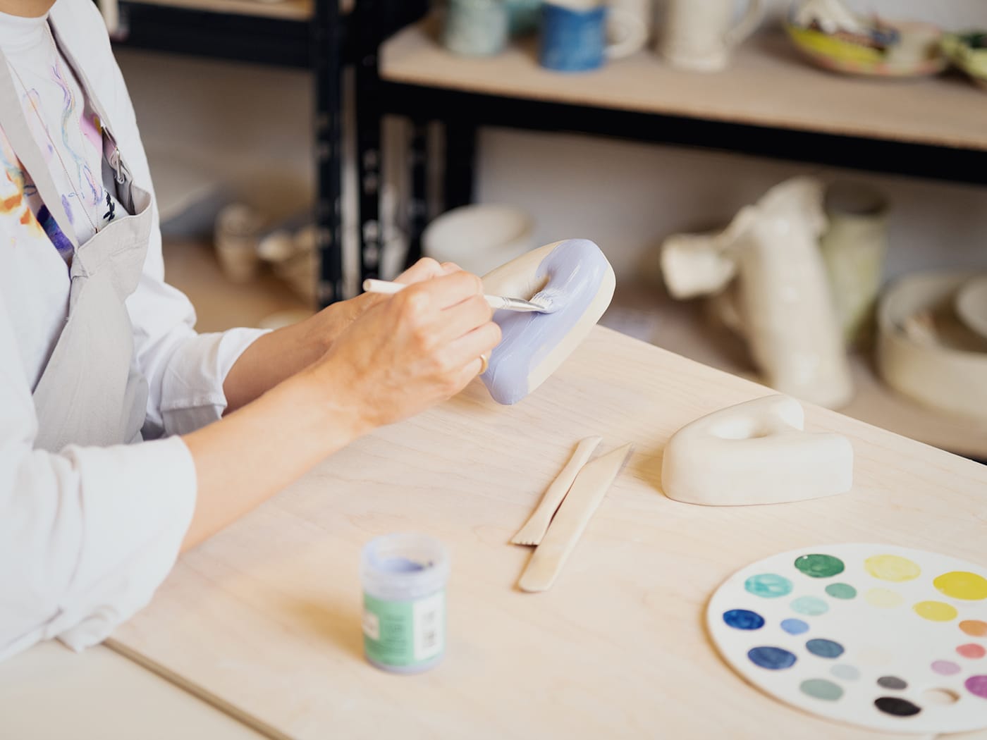 Letter E – handcrafted ceramic decor – Letters of Clay