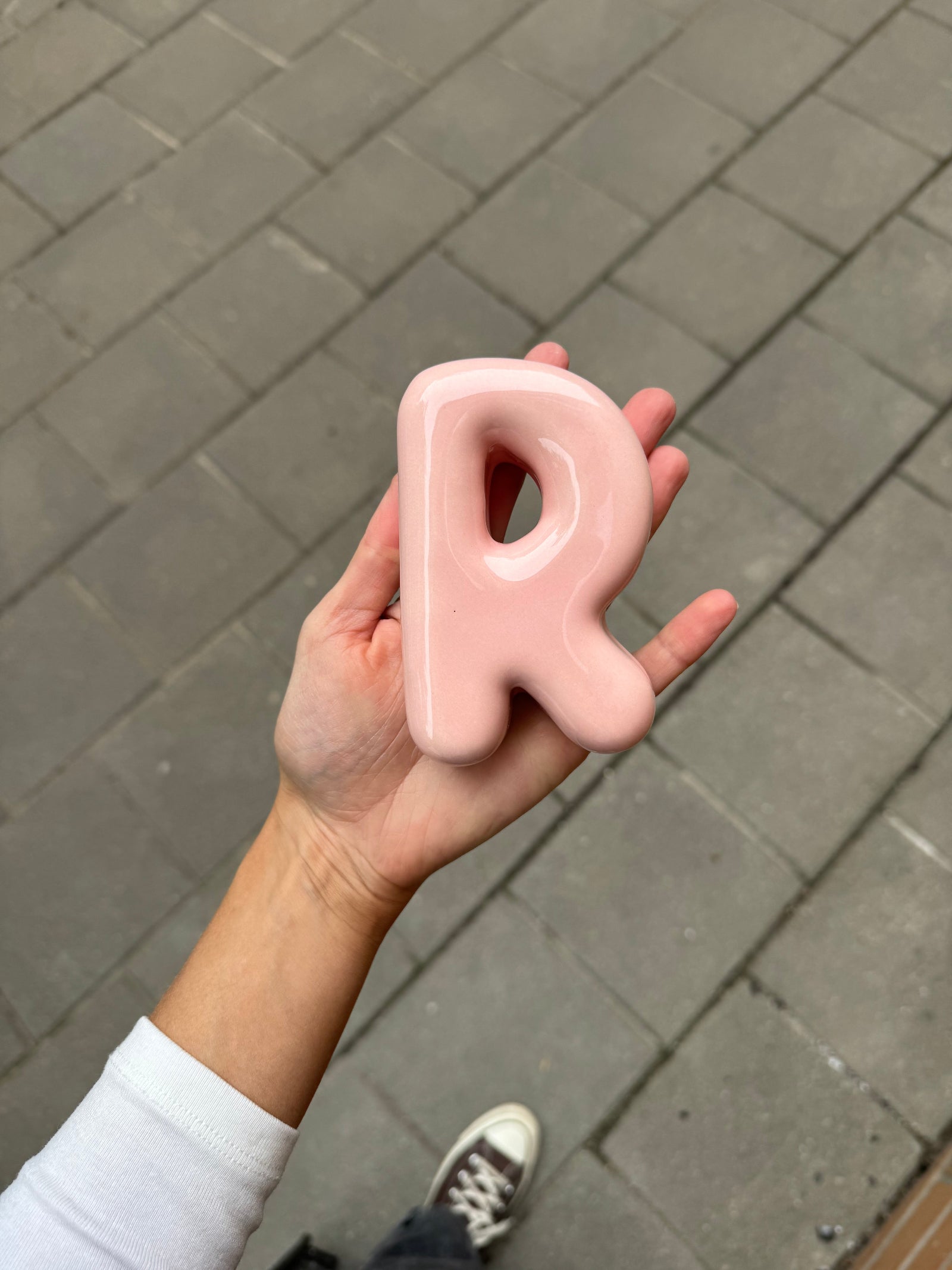 Clay_letters_R