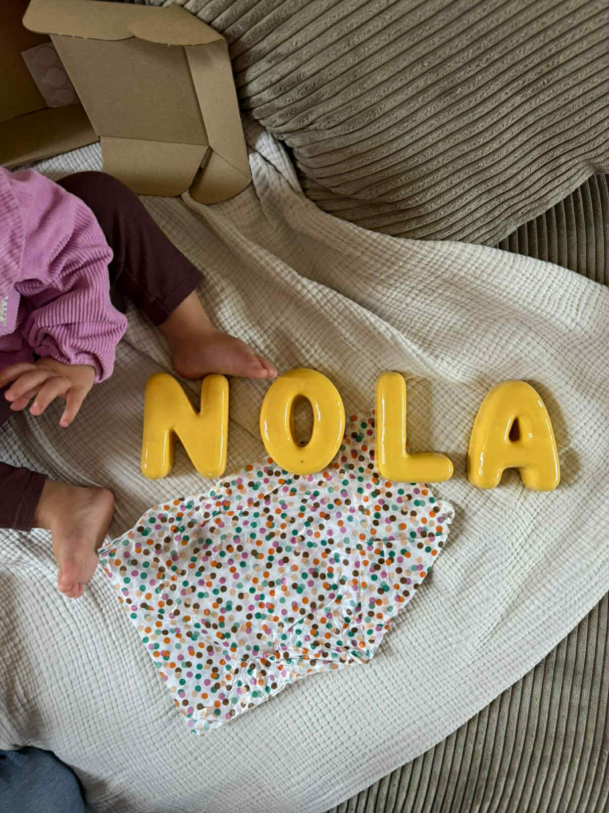 Letter H – handcrafted ceramic decor